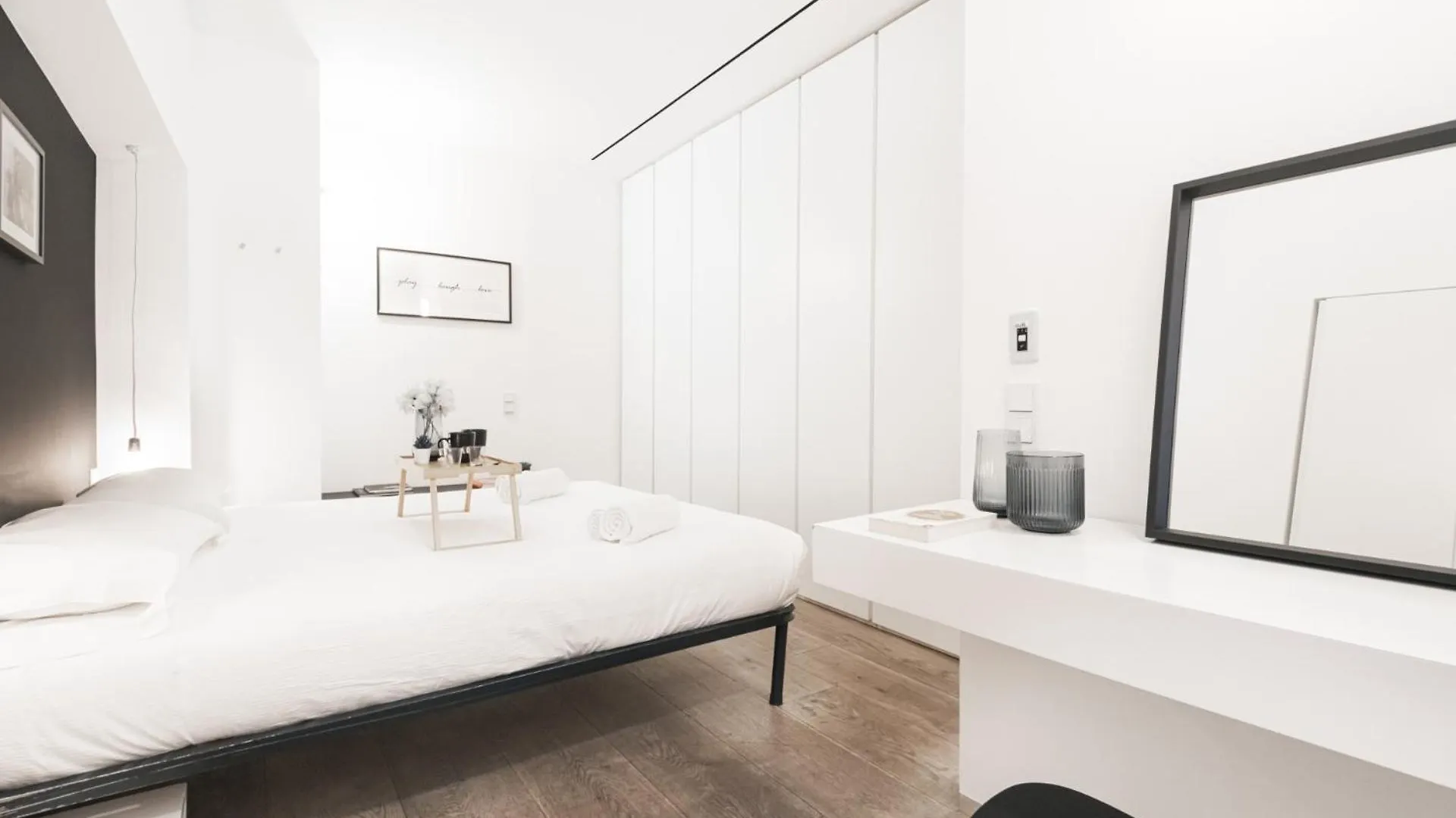 Easylife - Moderno Appartamento In Moscova/Brera Milan 0*,  Italy