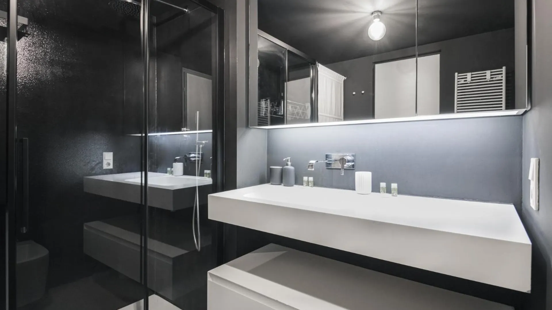 Easylife - Moderno Appartamento In Moscova/Brera Milan Apartment